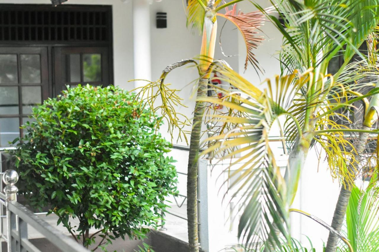 Myr-O Homestay Kombichankulama Extérieur photo