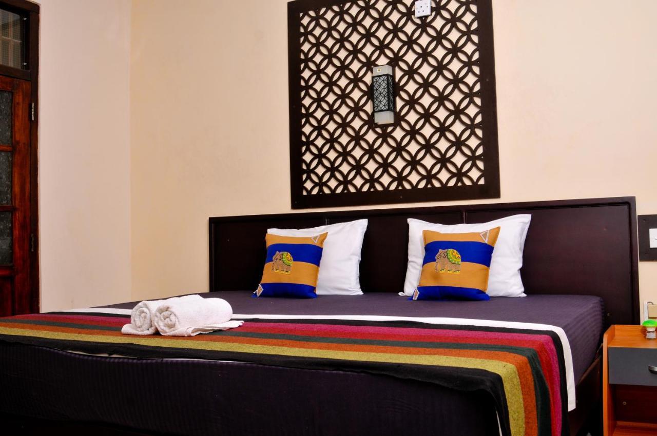 Myr-O Homestay Kombichankulama Extérieur photo