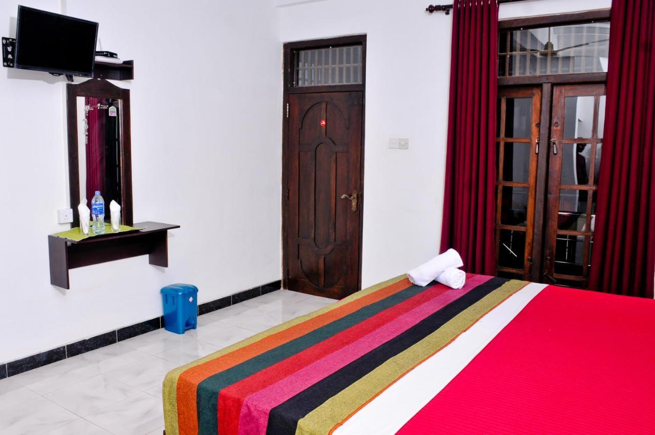 Myr-O Homestay Kombichankulama Extérieur photo