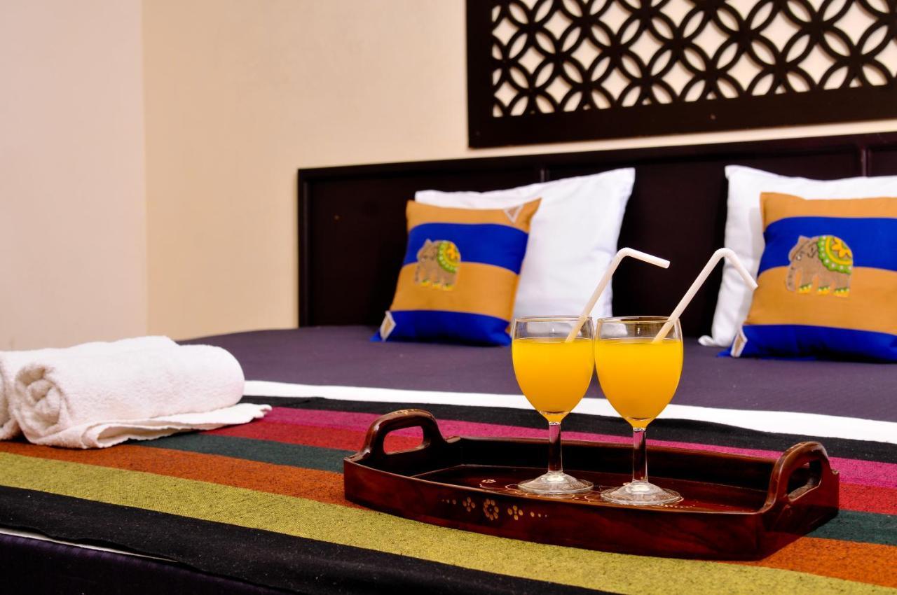 Myr-O Homestay Kombichankulama Extérieur photo