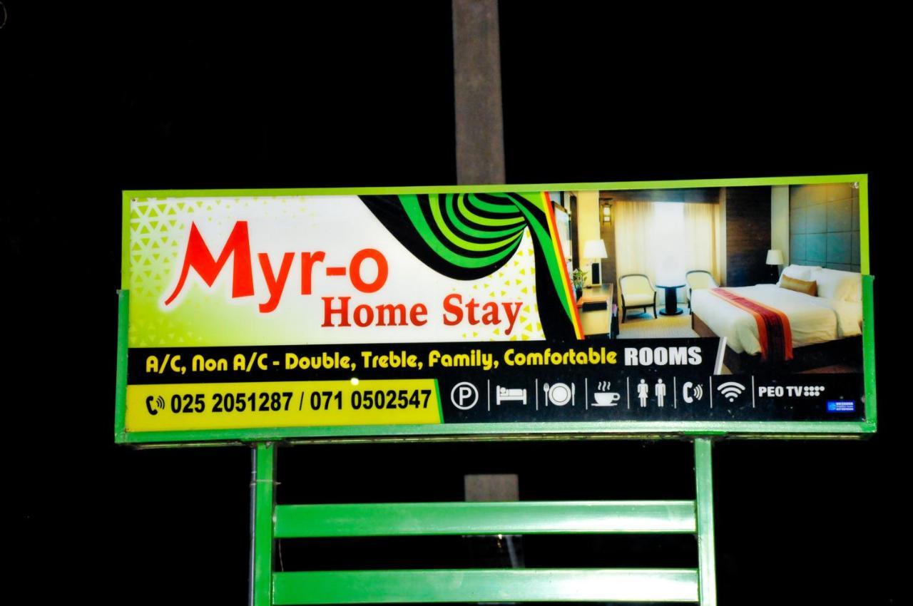 Myr-O Homestay Kombichankulama Extérieur photo