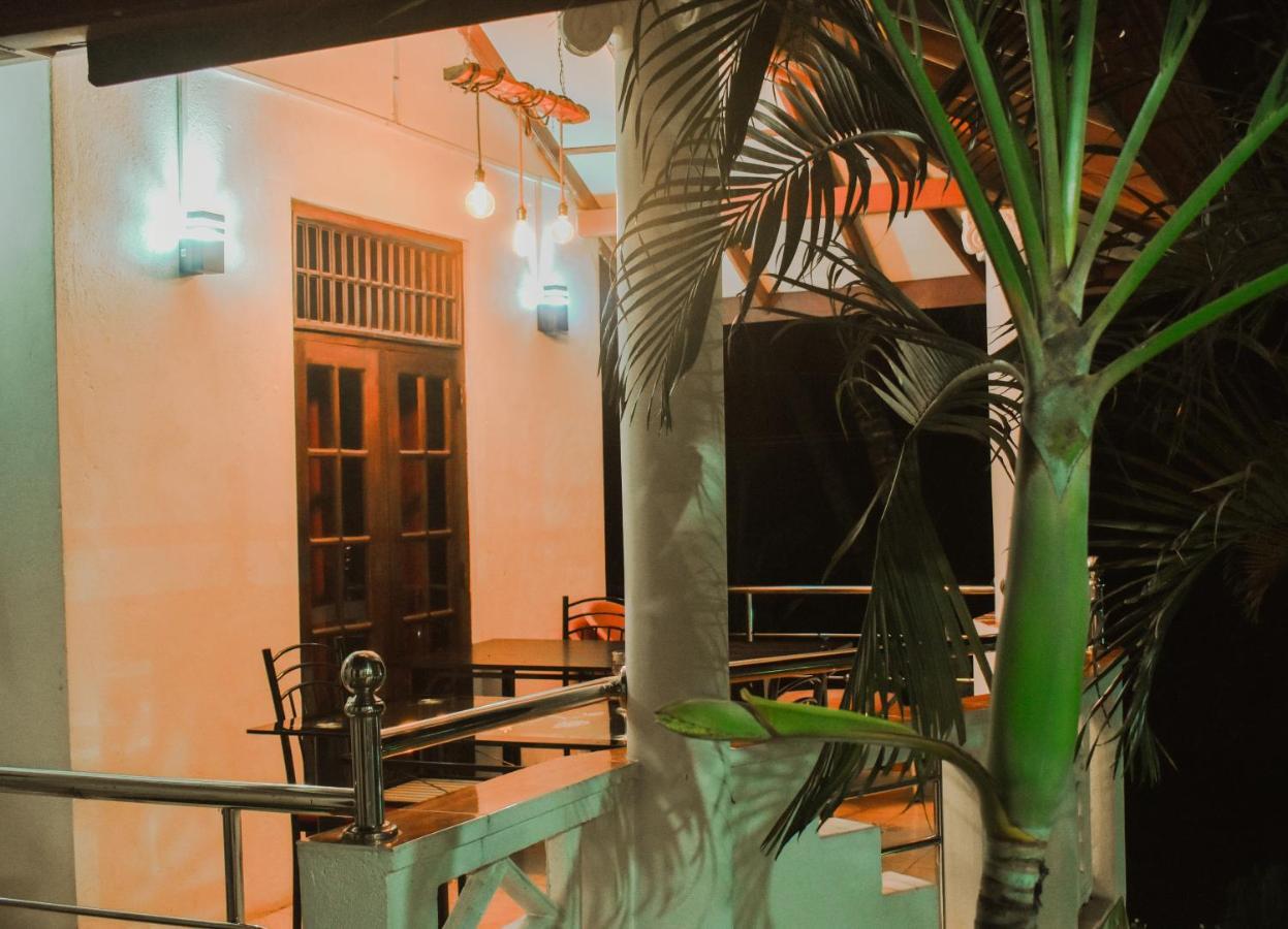 Myr-O Homestay Kombichankulama Extérieur photo